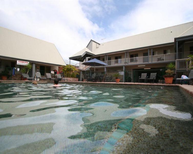 Byron Central Apartments Byron Bay Exteriör bild