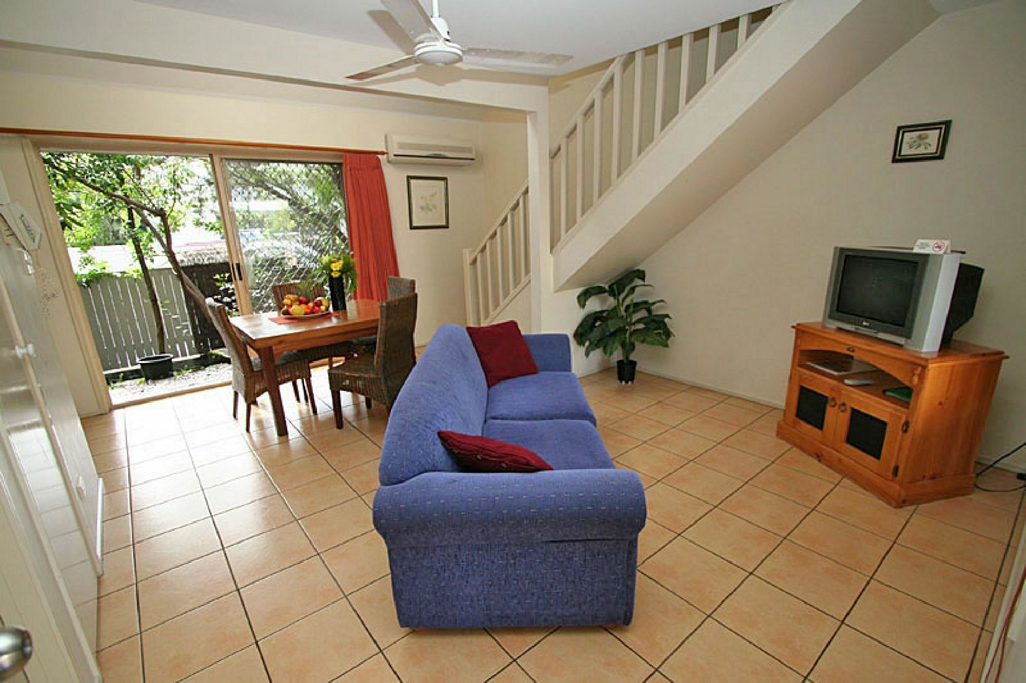 Byron Central Apartments Byron Bay Exteriör bild
